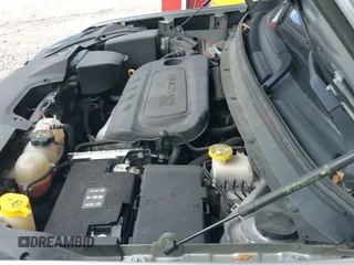 ✅ 2019 Jeep Cherokee Latitude Plus • VIN: 1C4PJMLB9KD375266 • Lot: 41717636. Wystawiony na IAAI z przebiegiem 69 415 mil. Bezpłatny archiwum sprzedaży aukcyjnych z USA i szczegółowy raport historii pojazdu na DreamBid. Zdjęcie 19.