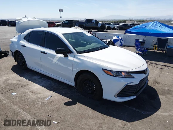 ✅ 2023 Toyota Camry Hybrid LE • VIN: 4T1C31AK8PU605988 • Лот: 44709069. Опубліковано раніше на IAAI з пробігом 26 044 миль. Безкоштовний доступ до архіву аукціонних продажів зі США та докладний звіт про історію автомобіля на DreamBid. Зображення 1.