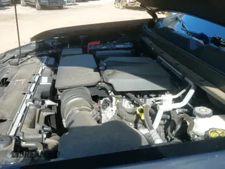 ✅ 2023 GMC Canyon 4WD Denali • VIN: 1GTP6FEK9P1146606 • Lot: 41330983. Wystawiony na IAAI z przebiegiem 18 907 mil. Bezpłatny archiwum sprzedaży aukcyjnych z USA i szczegółowy raport historii pojazdu na DreamBid. Zdjęcie 19.