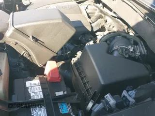 ✅ 2017 Toyota Highlander XLE • VIN: 5TDJZRFH4HS426150 • Lot: 43470923. Wystawiony na IAAI z przebiegiem 105 559 mil. Bezpłatny archiwum sprzedaży aukcyjnych z USA i szczegółowy raport historii pojazdu na DreamBid. Zdjęcie 19.