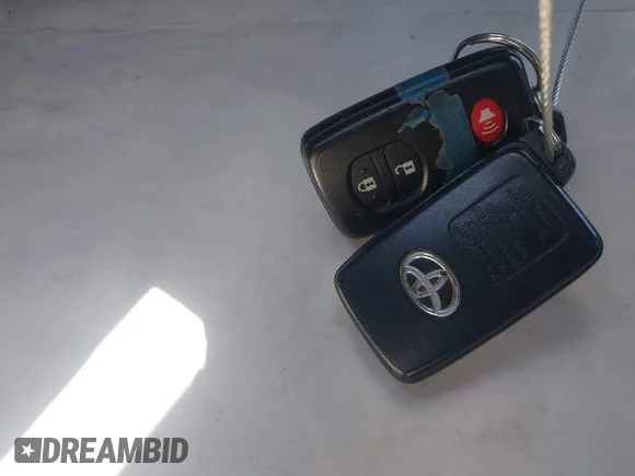 ✅ 2014 Toyota Prius Three • VIN: JTDKN3DU2E0363836 • Лот: 45572168. Опубліковано раніше на IAAI з пробігом 56 629 миль. Безкоштовний доступ до архіву аукціонних продажів зі США та докладний звіт про історію автомобіля на DreamBid. Зображення 11.
