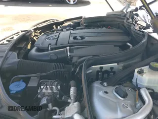 ✅ 2013 Mercedes-Benz C 250 Sport • VIN: WDDGF4HB9DA873732 • Lot: 41755981. Wystawiony na IAAI z przebiegiem 82 181 mil. Bezpłatny archiwum sprzedaży aukcyjnych z USA i szczegółowy raport historii pojazdu na DreamBid. Zdjęcie 18.