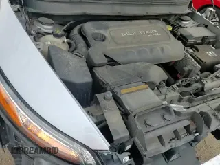 ✅ 2017 Jeep Cherokee Limited • VIN: 1C4PJMDB8HD219940 • Lot: 82062585. Listed on Copart with 101,418 mi. Free auction sales archive from the USA and detailed vehicle history report at DreamBid. Image 13.