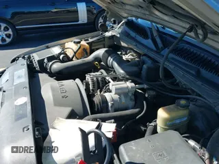 ✅ 2002 Chevrolet Silverado 1500 LS • VIN: 2GCEC19W721385283 • Lot: 43340350. Listed on IAAI with 151,024 mi. Free auction sales archive from the USA and detailed vehicle history report at DreamBid. Image 19.