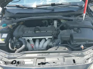 ✅ 2004 Volvo V70 • VIN: YV1SW61T642380419 • Lot: 42611834. Listed on IAAI with Not provided. Free auction sales archive from the USA and detailed vehicle history report at DreamBid. Image 12.