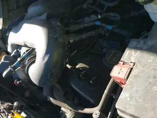 ✅ 2015 Ford Transit Cargo • VIN: 1FTNR1ZM2FKA54985 • Lot: 43598042. Wystawiony na IAAI z przebiegiem 154 653 mil. Bezpłatny archiwum sprzedaży aukcyjnych z USA i szczegółowy raport historii pojazdu na DreamBid. Zdjęcie 19.