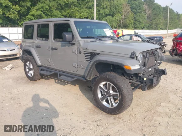 ✅ 2023 Jeep Wrangler Sahara • VIN: 1C4HJXEG1PW588576 • Лот: 42399357. Опубликован ранее на IAAI с пробегом 45 745 миль. Бесплатный доступ к архиву аукционных продаж из США и подробный отчёт об истории автомобиля на DreamBid. Изображение 1.