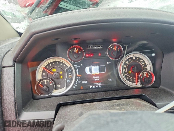 ✅ 2017 Ram 1500 Laramie • VIN: 1C6RR7NT8HS841094 • Lot: 46426726. Wystawiony na Copart z przebiegiem 115 504 mil. Bezpłatny archiwum sprzedaży aukcyjnych z USA i szczegółowy raport historii pojazdu na DreamBid. Zdjęcie 9.