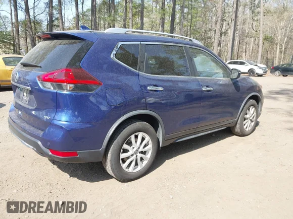 ✅ 2020 Nissan Rogue SV • VIN: JN8AT2MT6LW002529 • Lot: 44693295. Wystawiony na IAAI z przebiegiem 67 738 mil. Bezpłatny archiwum sprzedaży aukcyjnych z USA i szczegółowy raport historii pojazdu na DreamBid. Zdjęcie 4.