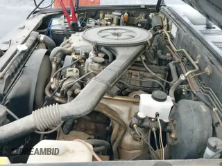 ✅ 1987 Mazda B-Series • VIN: JM2UF2111H0546977 • Lot: 41931286. Wystawiony na IAAI z przebiegiem 167 443 mil. Bezpłatny archiwum sprzedaży aukcyjnych z USA i szczegółowy raport historii pojazdu na DreamBid. Zdjęcie 12.