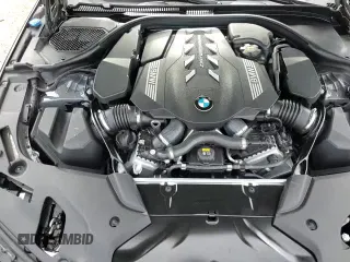 ✅ 2021 BMW 5 Series M550i xDrive • VIN: WBA13BK01MCF31149 • Lot: 58783165. Wystawiony na Copart z przebiegiem 63 905 mil. Bezpłatny archiwum sprzedaży aukcyjnych z USA i szczegółowy raport historii pojazdu na DreamBid. Zdjęcie 15.