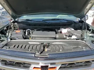 ✅ 2025 Chevrolet Silverado 1500 ZR2 • VIN: 3GCUKHELXSG284846 • Лот: 57671875. Опубликован ранее на Copart с пробегом 1 122 миль. Бесплатный доступ к архиву аукционных продаж из США и подробный отчёт об истории автомобиля на DreamBid. Изображение 14.