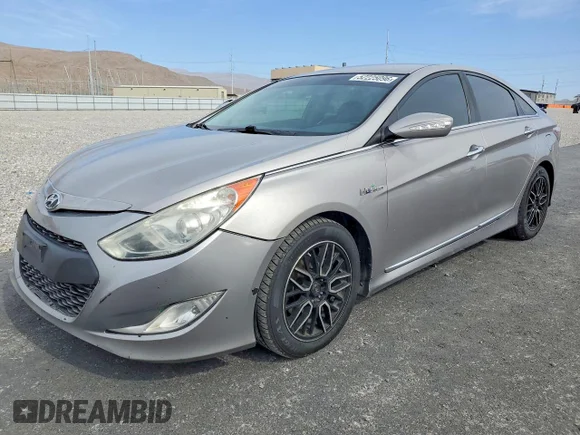 ✅ 2013 Hyundai Sonata Limited • VIN: KMHEC4A48DA071657 • Lot: 52225096. Listed on Copart with 218,498 mi. Free auction sales archive from the USA and detailed vehicle history report at DreamBid. Image 1.