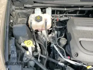 ✅ 2020 Chrysler Pacifica Touring L Plus • VIN: 2C4RC1EG2LR182840 • Lot: 71677665. Listed on Copart with 60,557 mi. Free auction sales archive from the USA and detailed vehicle history report at DreamBid. Image 14.