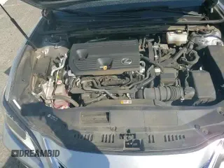 ✅ 2022 Lexus ES 300h • VIN: 58ADA1C11NU021579 • Лот: 82649745. Опубликован ранее на Copart с пробегом 46 663 миль. Бесплатный доступ к архиву аукционных продаж из США и подробный отчёт об истории автомобиля на DreamBid. Изображение 13.