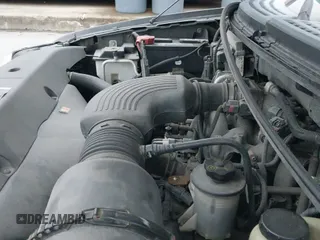 ✅ 2005 Ford F-150 STX • VIN: 1FTRF02W05KD69072 • Lot: 43718741. Wystawiony na IAAI z przebiegiem 124 178 mil. Bezpłatny archiwum sprzedaży aukcyjnych z USA i szczegółowy raport historii pojazdu na DreamBid. Zdjęcie 12.