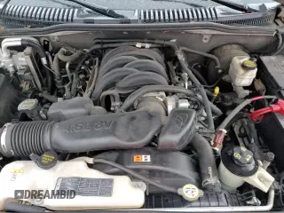 ✅ 2007 Mercury Mountaineer Premier • VIN: 4M2EU48887UJ05488 • Lot: 85444884. Wystawiony na Copart z przebiegiem 87 763 mil. Bezpłatny archiwum sprzedaży aukcyjnych z USA i szczegółowy raport historii pojazdu na DreamBid. Zdjęcie 16.