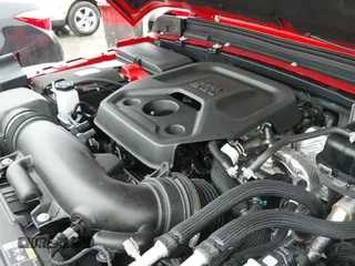 ✅ 2024 Jeep Wrangler Willys • VIN: 1C4RJXN67RW227593 • Lot: 41519596. Wystawiony na IAAI z przebiegiem 7 851 mil. Bezpłatny archiwum sprzedaży aukcyjnych z USA i szczegółowy raport historii pojazdu na DreamBid. Zdjęcie 19.