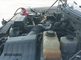 ✅ 2012 Ford F-150 XL • VIN: 1FTEX1EM0CFC10442 • Lot: 42411826. Wystawiony na IAAI z przebiegiem 176 318 mil. Bezpłatny archiwum sprzedaży aukcyjnych z USA i szczegółowy raport historii pojazdu na DreamBid. Zdjęcie 19.