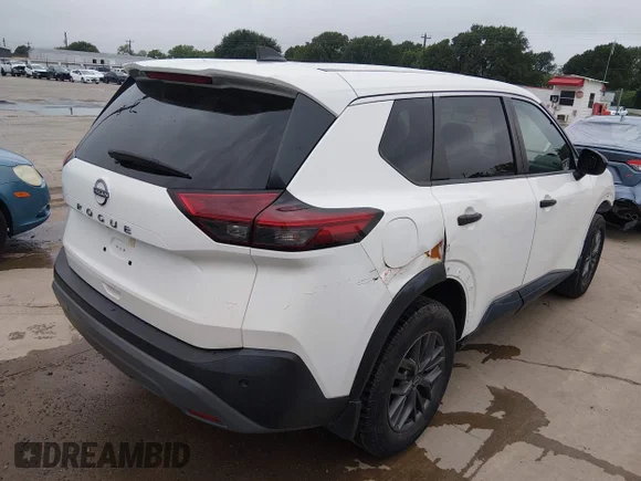 ✅ 2022 Nissan Rogue S • VIN: 5N1BT3AA9NC712081 • Lot: 45207627. Listed on IAAI with 82,187 mi. Free auction sales archive from the USA and detailed vehicle history report at DreamBid. Image 4.