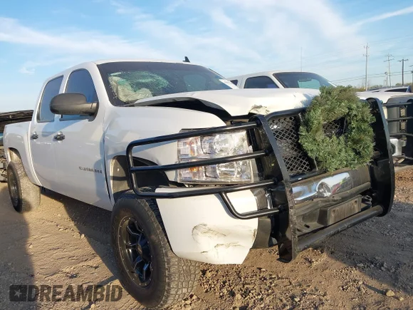 ✅ 2008 Chevrolet Silverado 1500 1LT • VIN: 3GCEC13J48G135884 • Lot: 43933100. Wystawiony na IAAI z przebiegiem 144 822 mil. Bezpłatny archiwum sprzedaży aukcyjnych z USA i szczegółowy raport historii pojazdu na DreamBid. Zdjęcie 6.