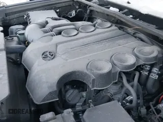 ✅ 2021 Toyota 4Runner Nightshade • VIN: JTEJU5JR2M5913771 • Lot: 41039672. Wystawiony na IAAI z przebiegiem 60 958 mil. Bezpłatny archiwum sprzedaży aukcyjnych z USA i szczegółowy raport historii pojazdu na DreamBid. Zdjęcie 19.