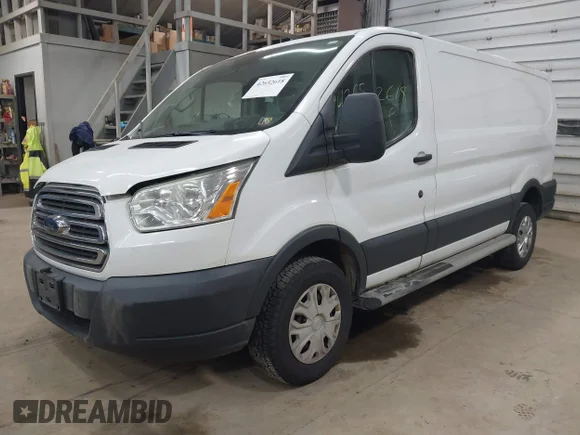 ✅ 2015 Ford Transit Cargo • VIN: 1FTNR1ZM6FKA33704 • Лот: 42652618. Опубліковано раніше на IAAI з пробігом 206 033 миль. Безкоштовний доступ до архіву аукціонних продажів зі США та докладний звіт про історію автомобіля на DreamBid. Зображення 2.