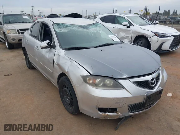 ✅ 2008 Mazda 3 Sport • VIN: JM1BK12G181870221 • Lot: 43477040. Wystawiony na IAAI z przebiegiem 138 432 mil. Bezpłatny archiwum sprzedaży aukcyjnych z USA i szczegółowy raport historii pojazdu na DreamBid. Zdjęcie 1.