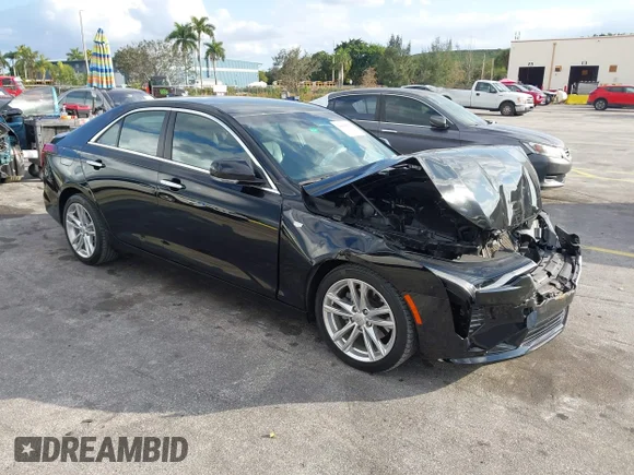 ✅ 2021 Cadillac CT4 Luxury • VIN: 1G6DA5RK2M0144688 • Лот: 44088675. Опубликован ранее на IAAI с пробегом 23 384 миль. Бесплатный доступ к архиву аукционных продаж из США и подробный отчёт об истории автомобиля на DreamBid. Изображение 1.
