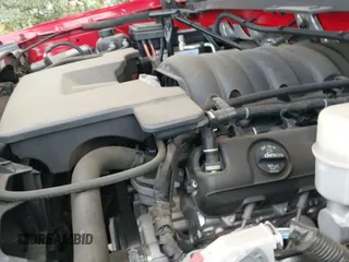 ✅ 2017 Chevrolet Silverado 1500 LT • VIN: 3GCPCREC8HG400375 • Lot: 43300349. Listed on IAAI with 57,071 mi. Free auction sales archive from the USA and detailed vehicle history report at DreamBid. Image 18.