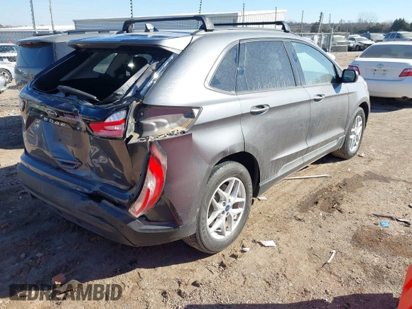 ✅ 2022 Ford Edge SE • VIN: 2FMPK4G92NBA20224 • Lot: 44345612. Wystawiony na IAAI z przebiegiem 99 149 mil. Bezpłatny archiwum sprzedaży aukcyjnych z USA i szczegółowy raport historii pojazdu na DreamBid. Zdjęcie 4.