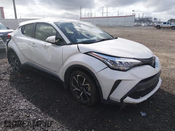 ✅ 2021 Toyota C-HR LE • VIN: JTNKHMBX1M1111283 • Lot: 44074651. Wystawiony na IAAI z przebiegiem 84 422 mil. Bezpłatny archiwum sprzedaży aukcyjnych z USA i szczegółowy raport historii pojazdu na DreamBid. Zdjęcie 1.
