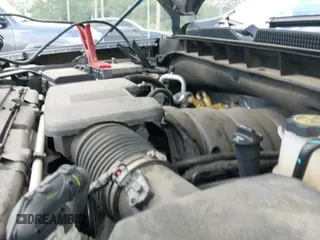 ✅ 2021 GMC Yukon SLT • VIN: 1GKS2BKD3MR433011 • Lot: 42540622. Wystawiony na IAAI z przebiegiem 41 599 mil. Bezpłatny archiwum sprzedaży aukcyjnych z USA i szczegółowy raport historii pojazdu na DreamBid. Zdjęcie 19.