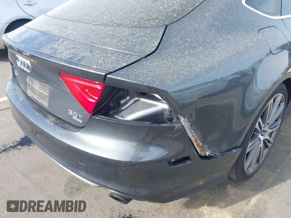 ✅ 2012 Audi A7 Prestige • VIN: WAU3GAFC4CN146633 • Лот: 44690186. Опубликован ранее на IAAI с пробегом 141 119 миль. Бесплатный доступ к архиву аукционных продаж из США и подробный отчёт об истории автомобиля на DreamBid. Изображение 6.