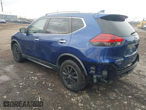✅ 2020 Nissan Rogue SV • VIN: JN8AT2MV1LW110414 • Lot: 44220459. Wystawiony na IAAI z przebiegiem 106 067 mil. Bezpłatny archiwum sprzedaży aukcyjnych z USA i szczegółowy raport historii pojazdu na DreamBid. Zdjęcie 3.
