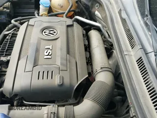 ✅ 2016 Volkswagen Jetta SEL • VIN: 3VWL17AJXGM211141 • Lot: 43153216. Wystawiony na IAAI z przebiegiem 120 238 mil. Bezpłatny archiwum sprzedaży aukcyjnych z USA i szczegółowy raport historii pojazdu na DreamBid. Zdjęcie 20.