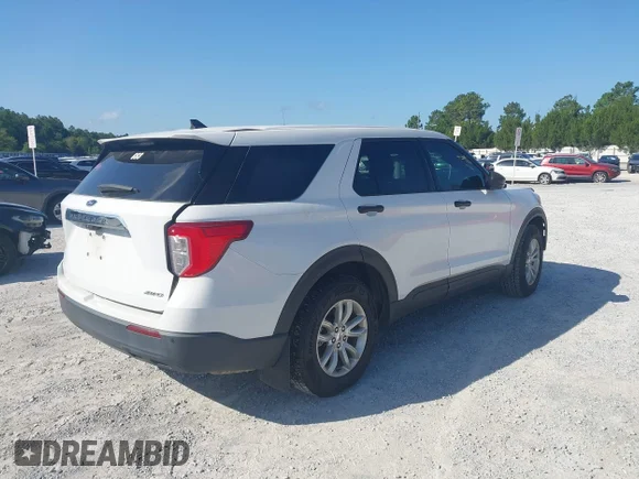 ✅ 2021 Ford Explorer • VIN: 1FMSK8BB7MGC23189 • Lot: 45448513. Wystawiony na IAAI z przebiegiem 48 030 mil. Bezpłatny archiwum sprzedaży aukcyjnych z USA i szczegółowy raport historii pojazdu na DreamBid. Zdjęcie 4.