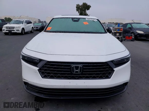 ✅ 2024 Honda Accord Sport • VIN: 1HGCY2F51RA029116 • Lot: 98978365. Wystawiony na Copart z przebiegiem 36 816 mil. Bezpłatny archiwum sprzedaży aukcyjnych z USA i szczegółowy raport historii pojazdu na DreamBid. Zdjęcie 5.