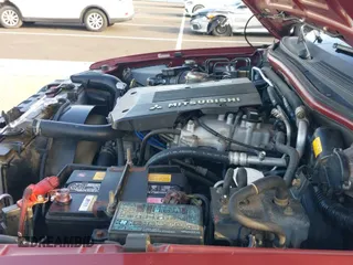 ✅ 2000 Mitsubishi Montero Sport LS • VIN: JA4MT31H5YP808601 • Lot: 41070635. Listed on IAAI with 209,172 mi. Free auction sales archive from the USA and detailed vehicle history report at DreamBid. Image 13.