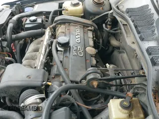 ✅ 1997 Volvo 850 • VIN: YV1LW5544V2322747 • Lot: 42313748. Wystawiony na IAAI z przebiegiem 251 745 mil. Bezpłatny archiwum sprzedaży aukcyjnych z USA i szczegółowy raport historii pojazdu na DreamBid. Zdjęcie 16.