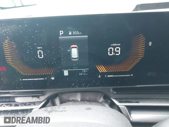 ✅ 2025 Kia Carnival LXS • VIN: KNDNB5K33S6524084 • Lot: 42530882. Wystawiony na IAAI z przebiegiem 5 812 mil. Bezpłatny archiwum sprzedaży aukcyjnych z USA i szczegółowy raport historii pojazdu na DreamBid. Zdjęcie 7.