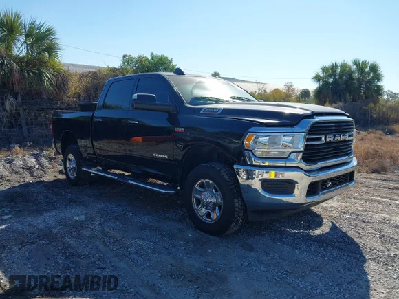 ✅ 2019 Ram 2500 Big Horn • VIN: 3C6UR5DJ0KG689003 • Lot: 43688388. Wystawiony na IAAI z przebiegiem 62 027 mil. Bezpłatny archiwum sprzedaży aukcyjnych z USA i szczegółowy raport historii pojazdu na DreamBid. Zdjęcie 1.