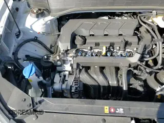 2025 Hyundai Venue SEL z VIN KMHRC8A37SU377891, wystawiony jako Copart lot #81901755 z przebiegiem 2 710 mil mil oraz Szkoda całkowita • Salvage title. Historia ofert i sprzedaży dostępna na DreamBid. Obrazek 17.