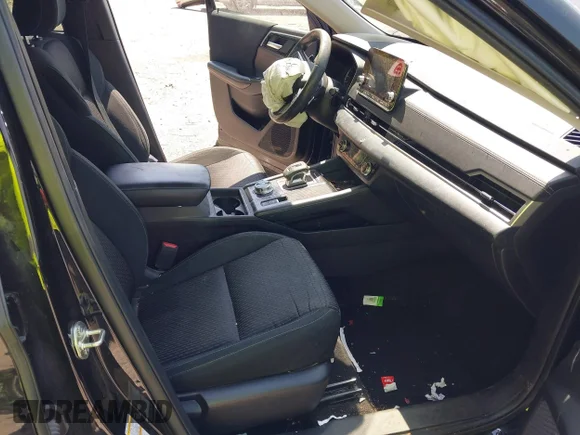 ✅ 2022 Mitsubishi Outlander ES • VIN: JA4J3TA87NZ073834 • Lot: 45009371. Wystawiony na IAAI z przebiegiem 80 393 mil. Bezpłatny archiwum sprzedaży aukcyjnych z USA i szczegółowy raport historii pojazdu na DreamBid. Zdjęcie 5.