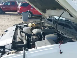 ✅ 2007 Chevrolet Silverado 2500HD Work Truck • VIN: 1GBHC24U97E196735 • Lot: 41754190. Wystawiony na IAAI z przebiegiem 288 326 mil. Bezpłatny archiwum sprzedaży aukcyjnych z USA i szczegółowy raport historii pojazdu na DreamBid. Zdjęcie 21.