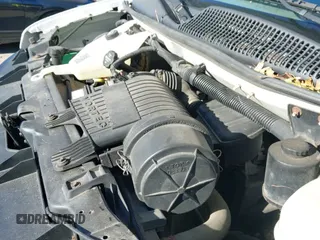 ✅ 2016 GMC Savana Cargo • VIN: 1GTW7BFFXG1163465 • Lot: 43329261. Listed on IAAI with 212,931 mi. Free auction sales archive from the USA and detailed vehicle history report at DreamBid. Image 18.