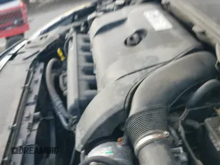 ✅ 2013 Volvo S60 T6 R-Design Platinum • VIN: YV1902FH5D1220423 • Lot: 43694301. Wystawiony na IAAI z przebiegiem 141 117 mil. Bezpłatny archiwum sprzedaży aukcyjnych z USA i szczegółowy raport historii pojazdu na DreamBid. Zdjęcie 19.