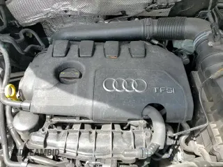 ✅ 2018 Audi Q3 Premium • VIN: WA1BCCFS6JR016849 • Лот: 68391665. Опубликован ранее на Copart с пробегом 68 248 миль. Бесплатный доступ к архиву аукционных продаж из США и подробный отчёт об истории автомобиля на DreamBid. Изображение 16.