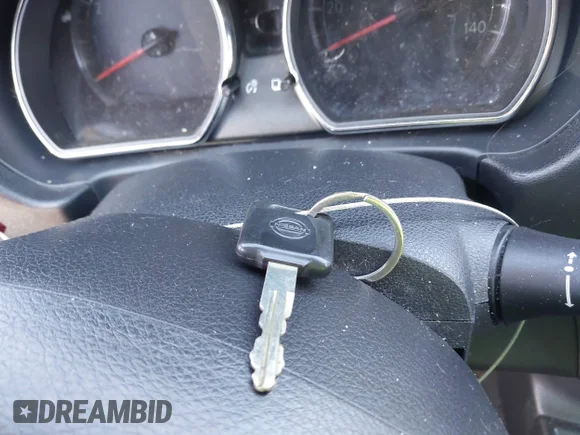 ✅ 2015 Nissan Note SV • VIN: 3N1CE2CP9FL400270 • Лот: 41707546. Опубликован ранее на IAAI с пробегом 120 398 миль. Бесплатный доступ к архиву аукционных продаж из США и подробный отчёт об истории автомобиля на DreamBid. Изображение 11.