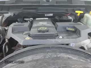 ✅ 2018 Ram 5500 Tradesman • VIN: 3C7WRNDL0JG382953 • Lot: 61581835. Listed on Copart with 163,711 mi. Free auction sales archive from the USA and detailed vehicle history report at DreamBid. Image 11.